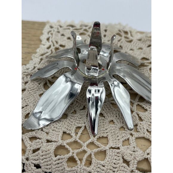 Pair Vintage Silver Tone Metal Poinsettia Flower Candle Holders - Picture 2 of 5